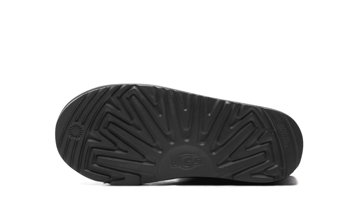 UGG GRADE SCHOOL Classic II Boot GS "Grey" 1017703K GREY 1017703K GREY from Stadium Goods