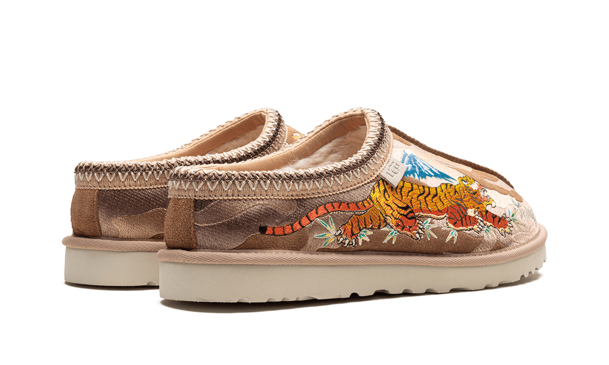UGG MENS Tasman Slipper "Palace - Chestnut Camo" 1172070 CTCM 1172070 CTCM from Stadium Goods