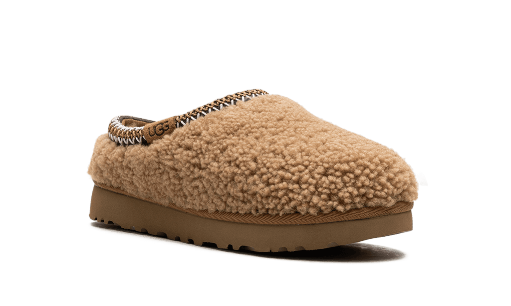 UGG WOMENS Tasman Maxi Curly Slipper Womens "Chestnut" 1158356 CHE 1158356 CHE from Stadium Goods