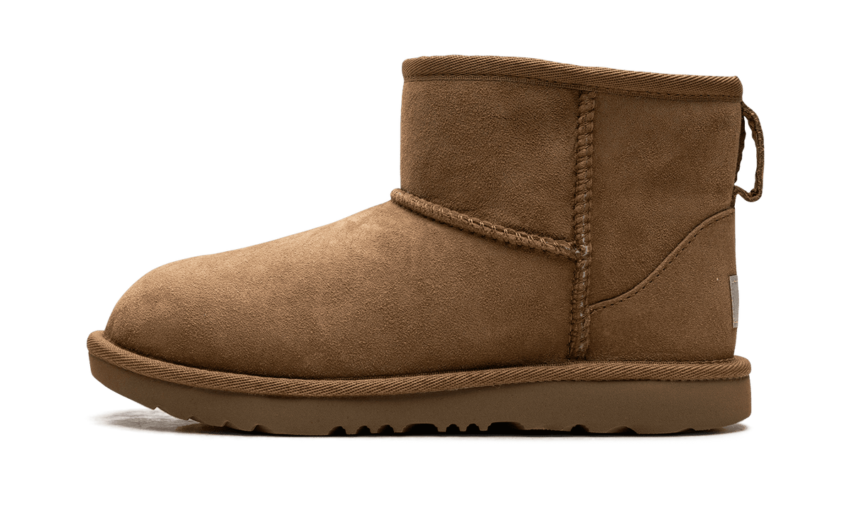 UGG GRADE SCHOOL Classic II Mini Boot "Chestnut" 1017715K CHE 1017715K CHE from Stadium Goods