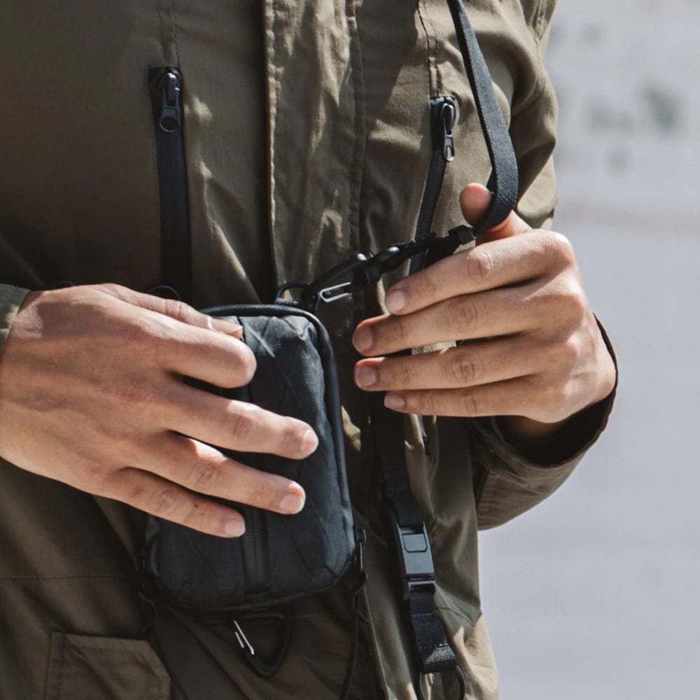 Code of Bell Annex 360 Wallet Sling