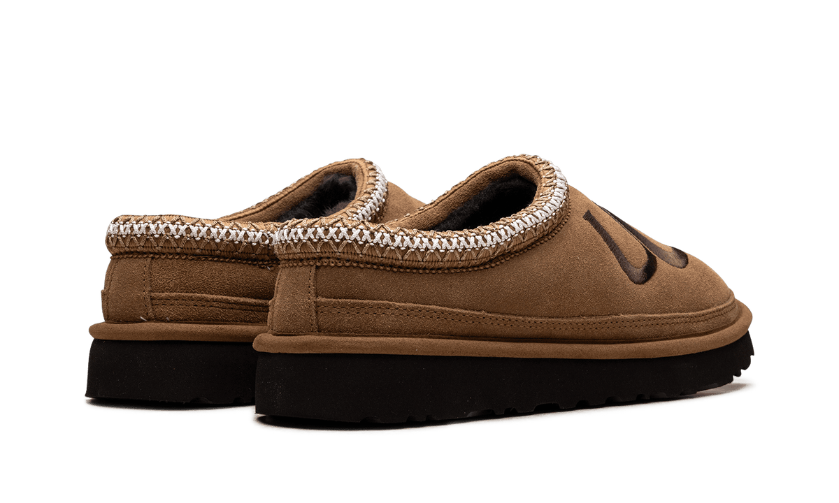 UGG MENS Tasman Logo Slipper "Chestnut" 1112448 CESP 1112448 CESP from Stadium Goods