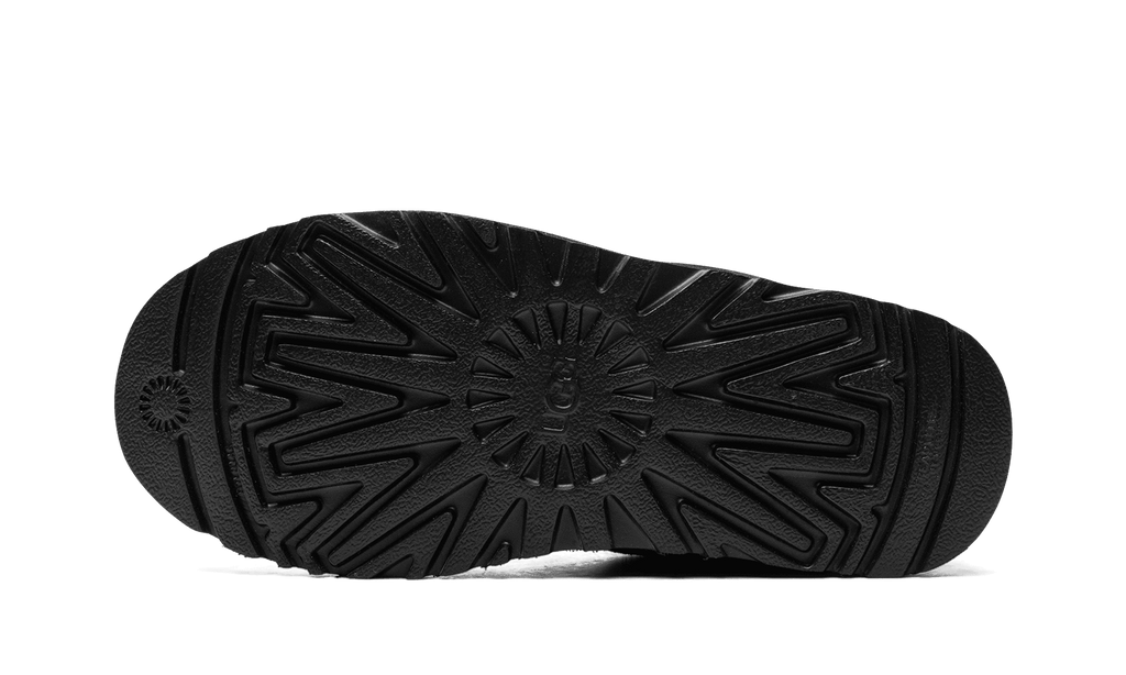 UGG WOMENS NEUMEL Womens "BLACK" 1094269 BLK 1094269 BLK from Stadium Goods
